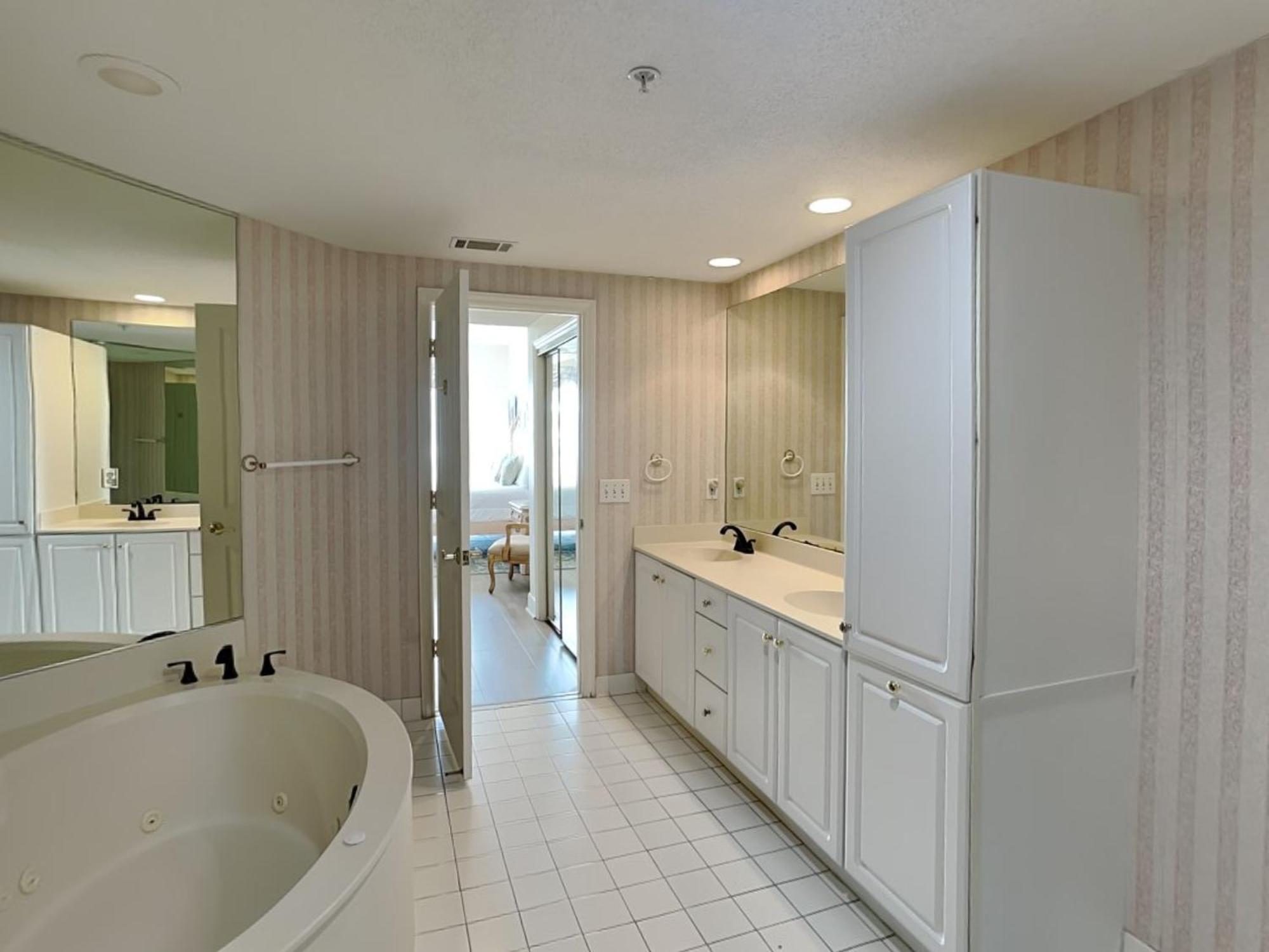 Hampton 6107, 2 Bedroom, Sleeps 6, Large Pool, Oceanfront View Hilton Head Island Buitenkant foto
